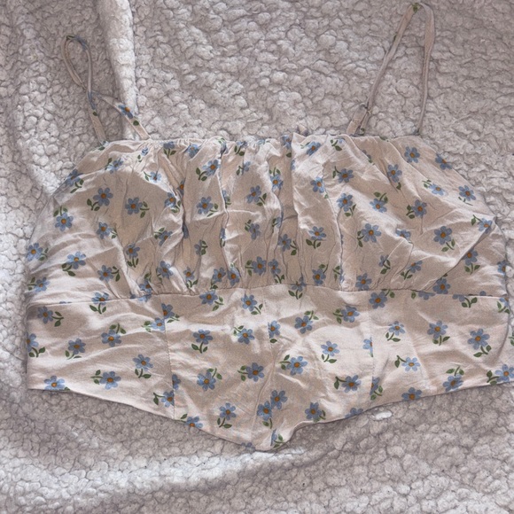 Kendall & Kylie Tops - Kendall & Kylie Beige Floral Spaghetti-Strap Crop Top with Blue Flowers